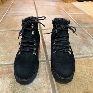 Vagabond Black Lace up Boot size 9.5 Like new